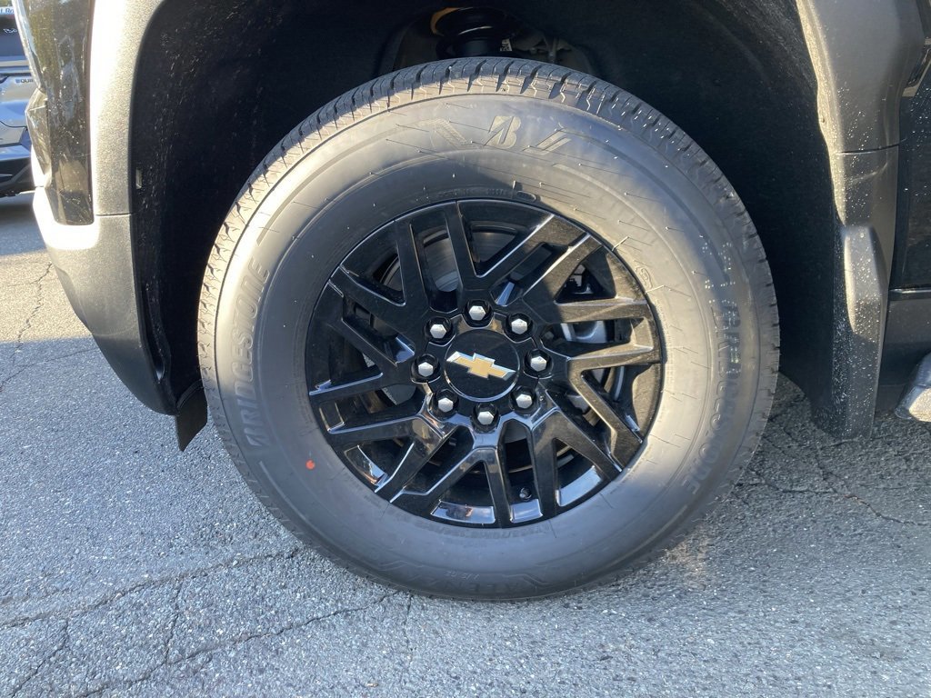 New 2026 Chevrolet Silverado EV LT image 26