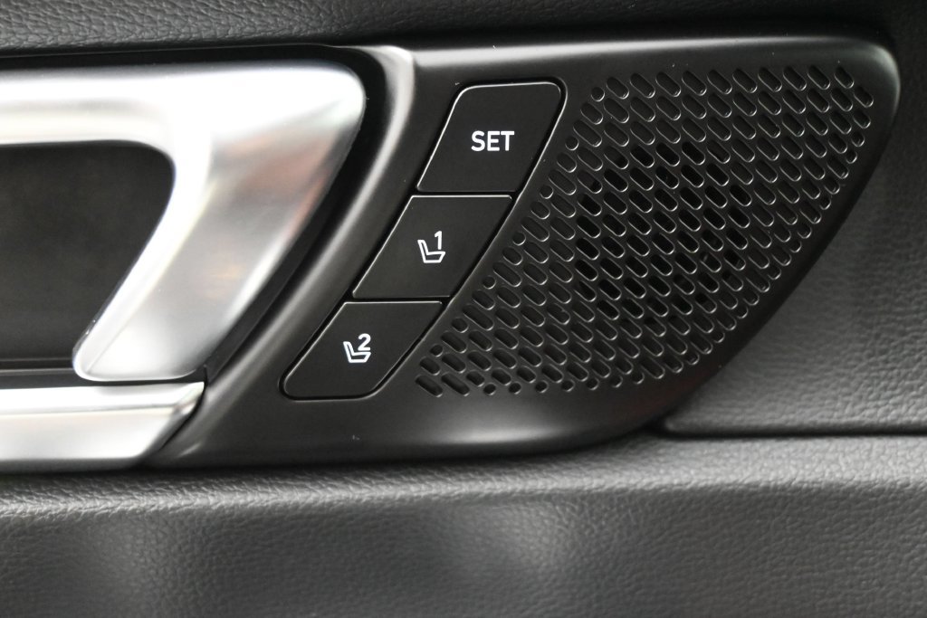 Used 2024 Kia Telluride SX AWD/4WD image 5