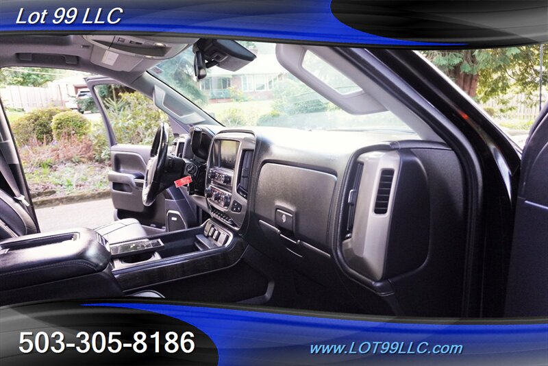 Used 2016 GMC Sierra 3500 Denali w/ Duramax Plus Package AWD/4WD image 18