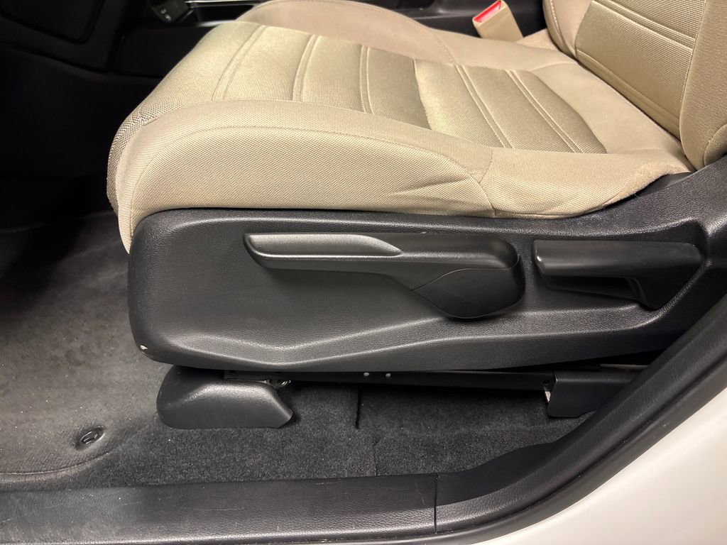 Used 2020 Honda CR-V LX image 24