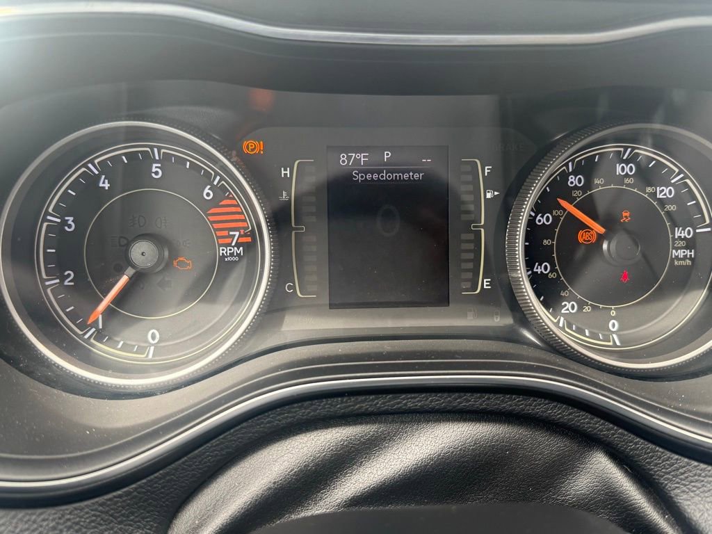 Certified 2019 Jeep Cherokee Latitude Plus image 20