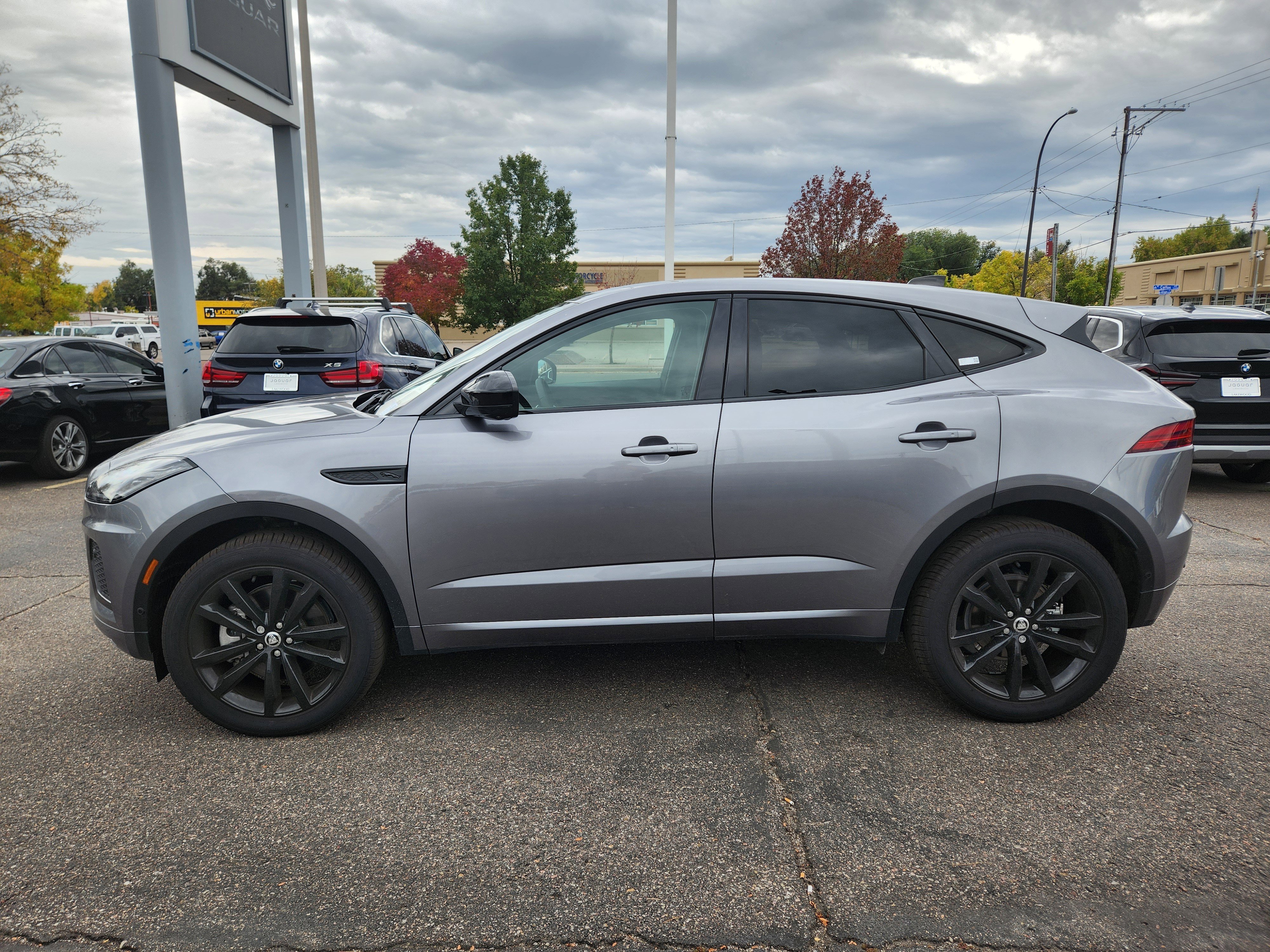 New 2024 Jaguar E-PACE R-Dynamic SE image 2