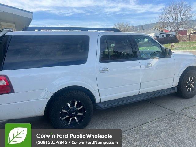 Used 2017 Ford Expedition EL XLT w/ Equipment Group 202A image 2