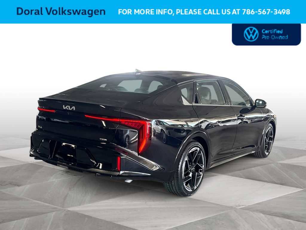 Used 2025 Kia K4 GT-Line image 8