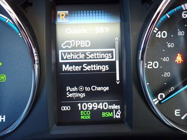 Used 2018 Toyota RAV4 Limited image 27