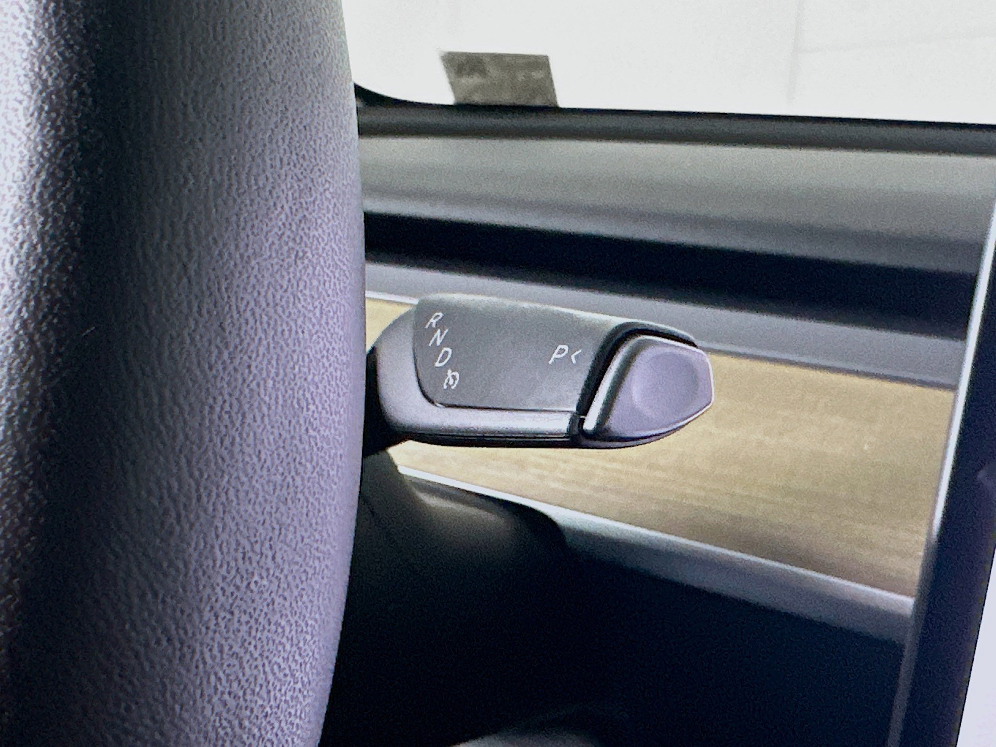 Used 2022 Tesla Model 3 Standard Range Plus image 23