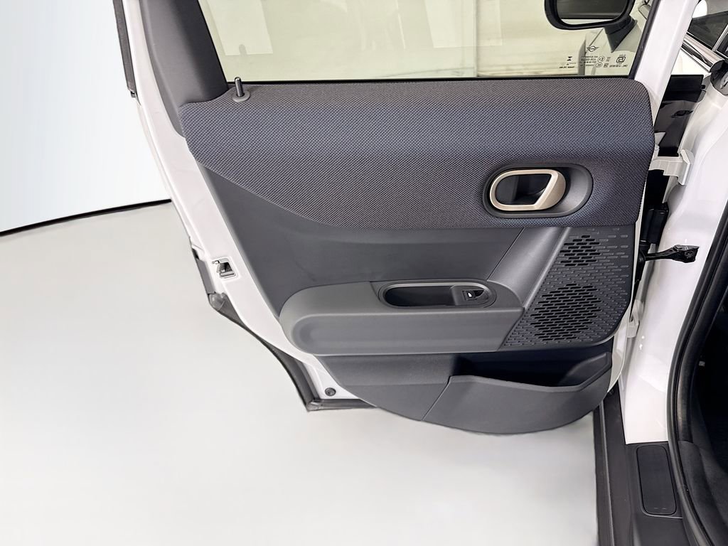 New 2026 MINI Cooper 4-Door Hardtop FWD image 25