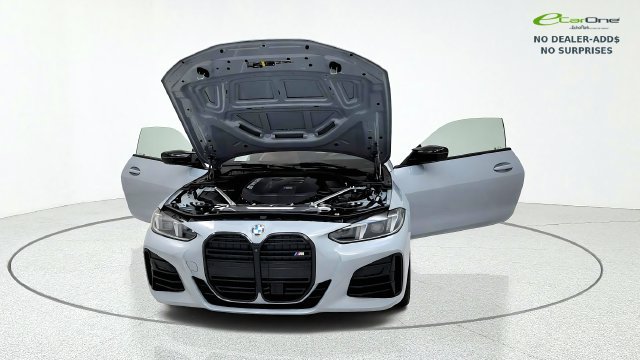 Used 2026 BMW M440i Coupe RWD image 12