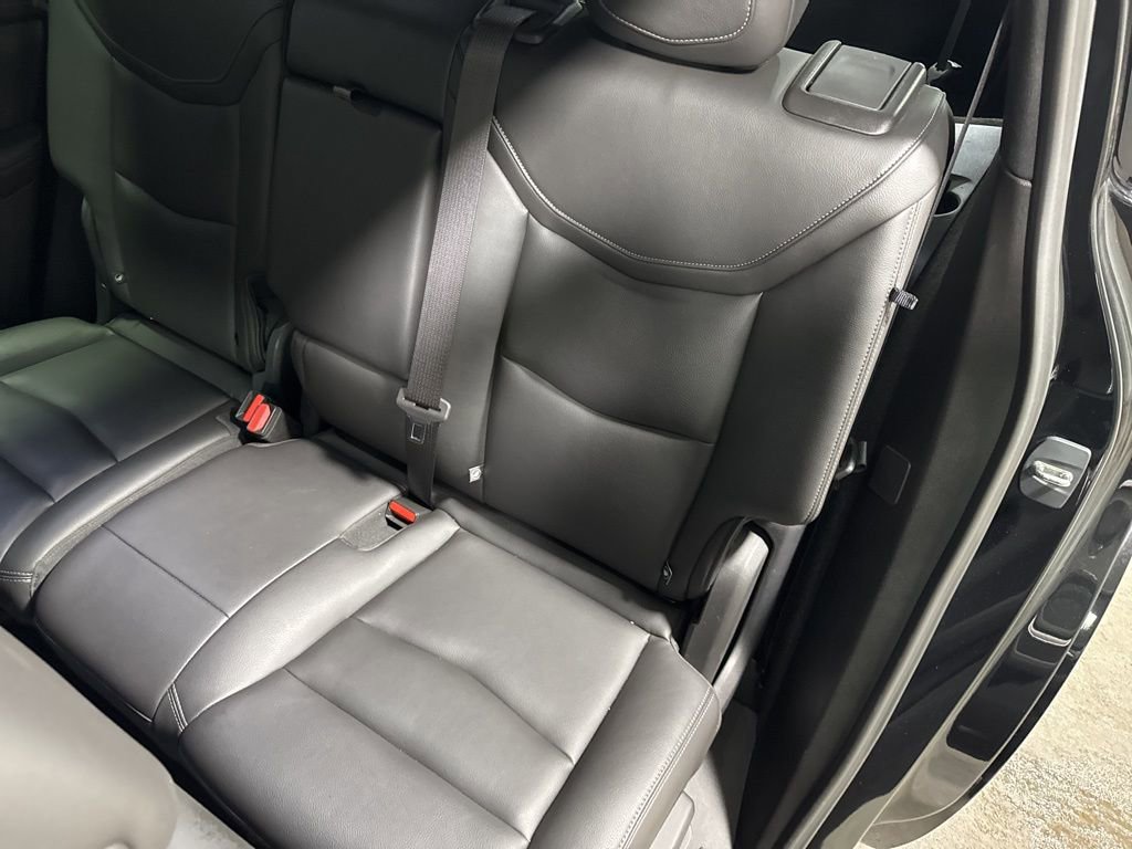 Used 2023 Cadillac XT6 Luxury image 14