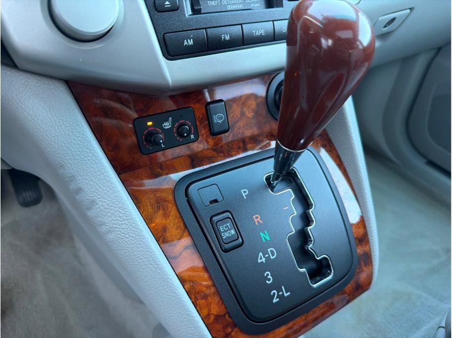 Used 2006 Lexus RX 330 AWD image 18