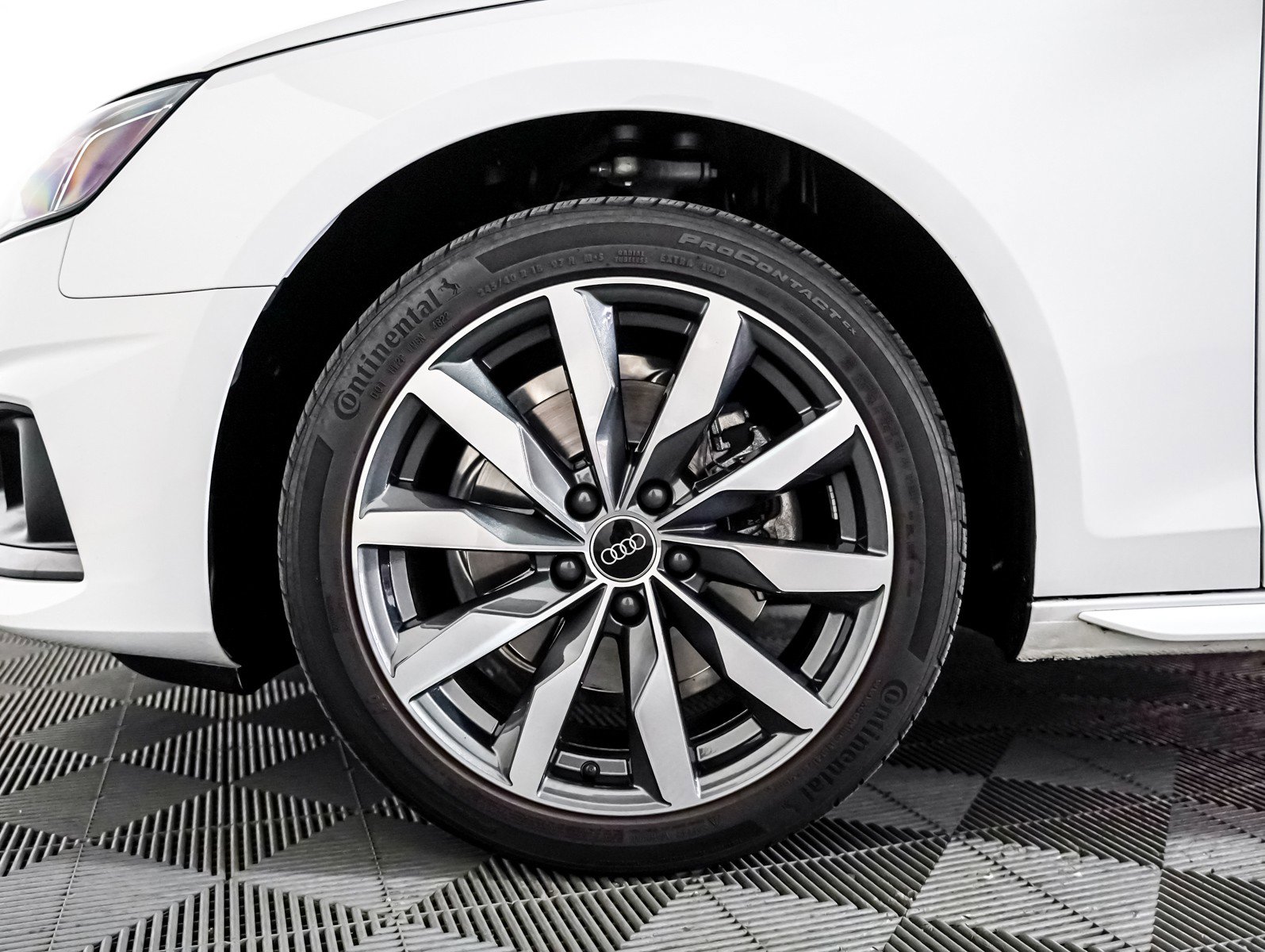 Certified 2023 Audi A4 2.0T Premium Plus w/ Premium Plus Package image 4