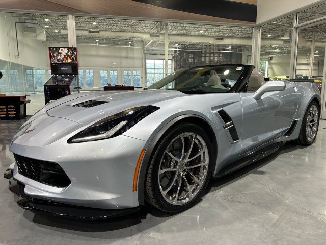 Used 2017 Chevrolet Corvette Grand Sport RWD image 19