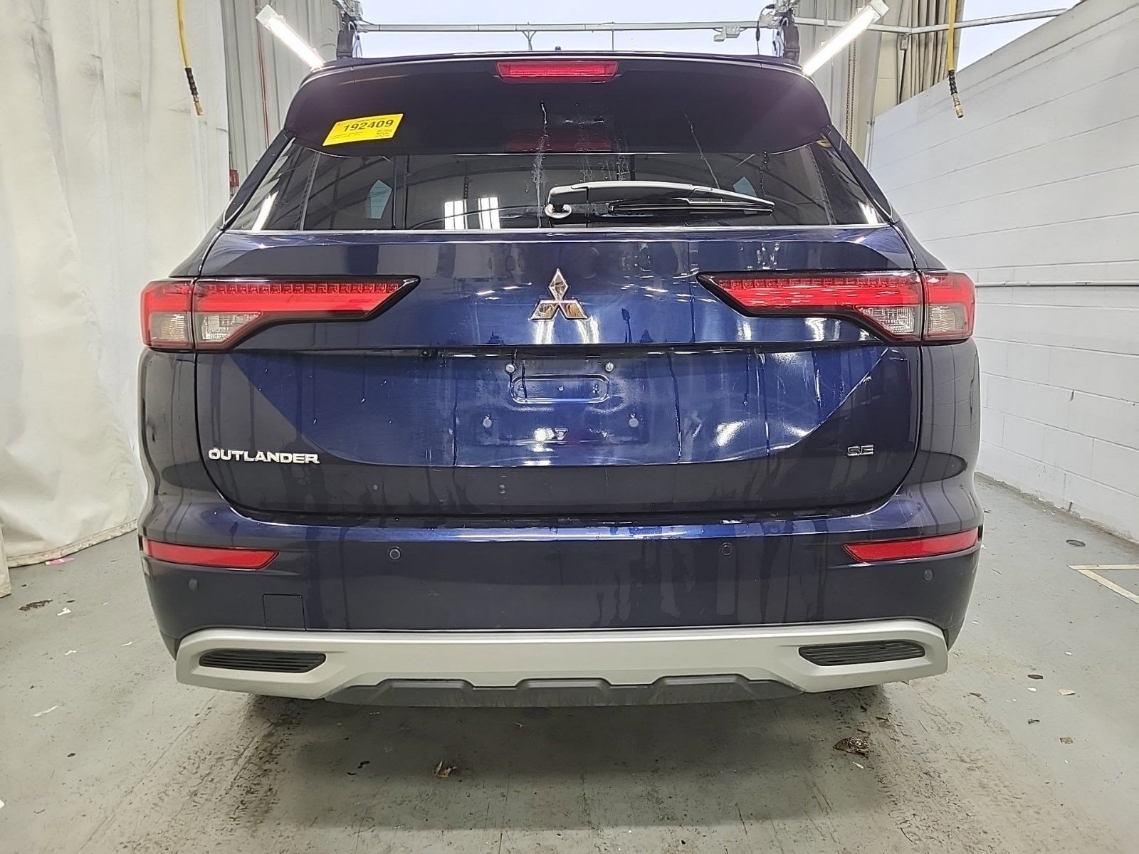 Used 2023 Mitsubishi Outlander SE Black Edition image 7