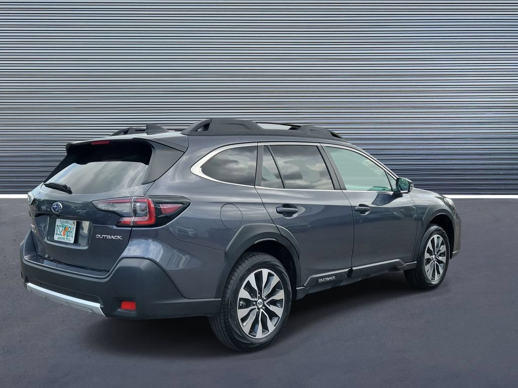Used 2024 Subaru Outback Limited AWD/4WD image 3