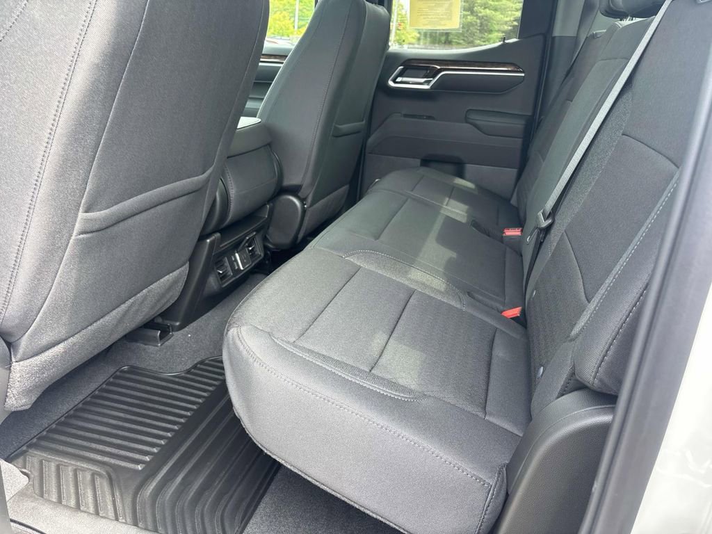 New 2025 GMC Sierra 1500 SLE AWD/4WD image 5