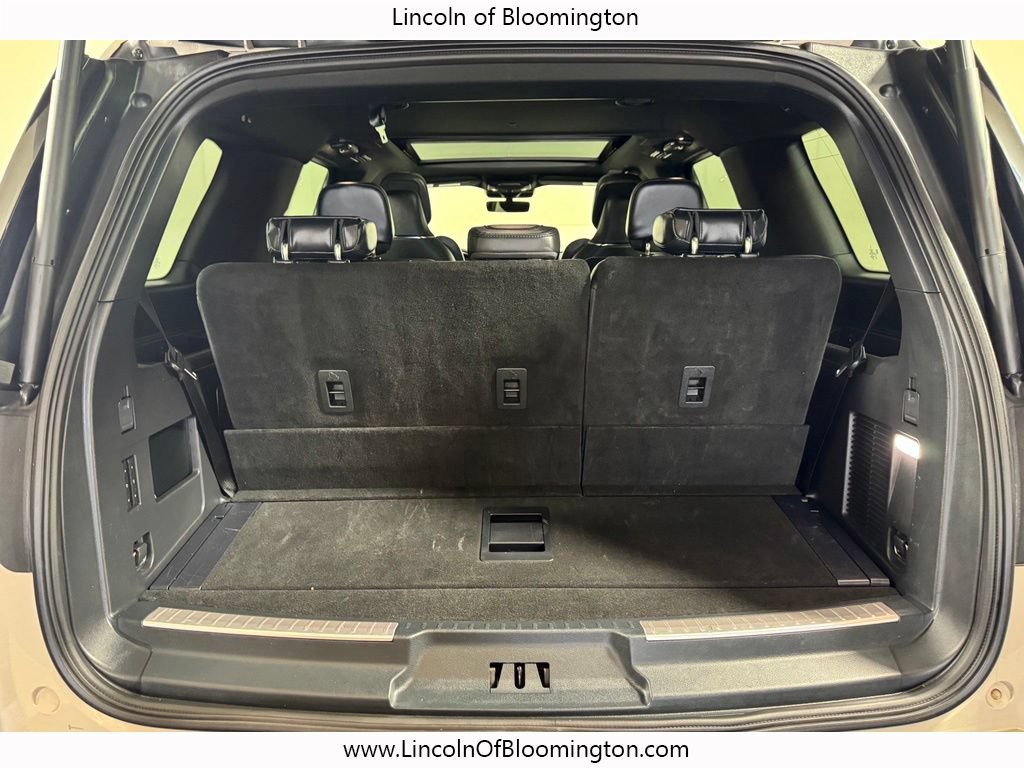 Certified 2023 Lincoln Navigator Reserve AWD/4WD image 15