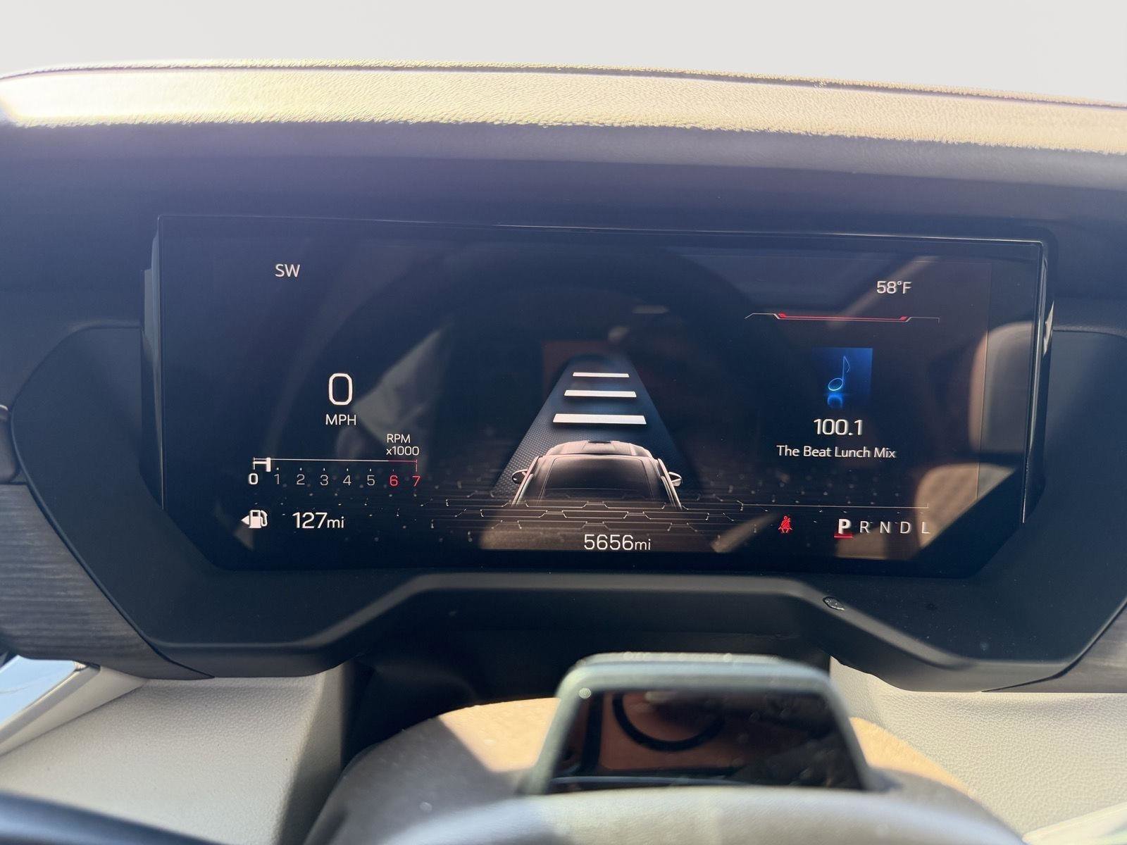 Used 2024 GMC Acadia Denali w/ Super Cruise Package image 12