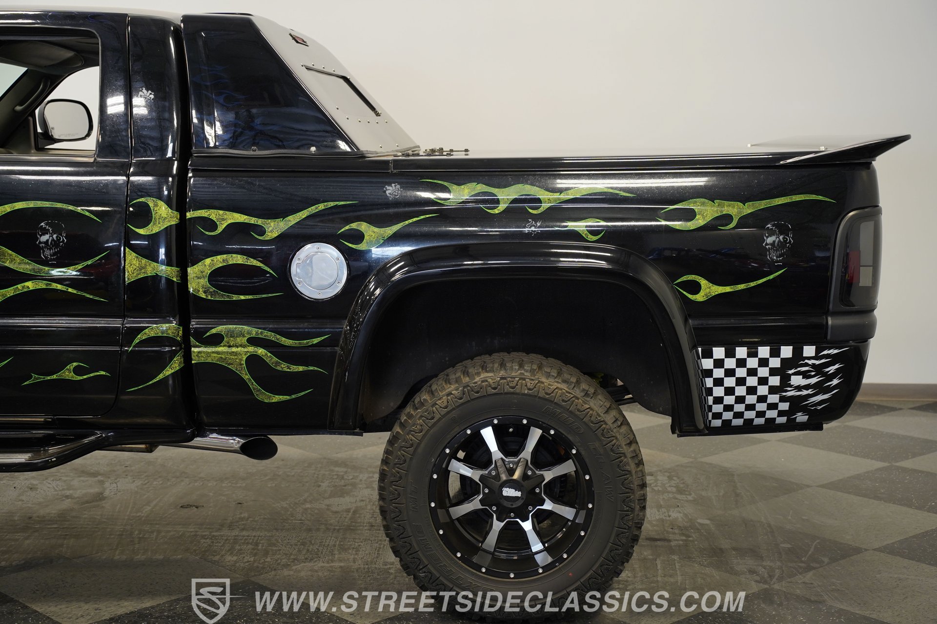 Used 1995 Dodge Ram 1500 Truck 4x4 Regular Cab image 24