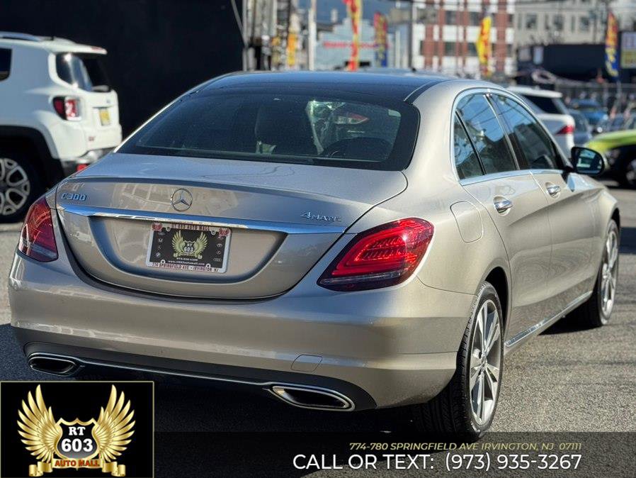 Used 2019 Mercedes-Benz C 300 4MATIC Sedan image 4