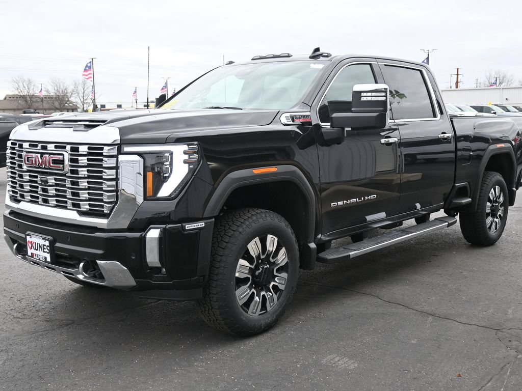New 2026 GMC Sierra 2500 Denali w/ Denali Reserve Package AWD/4WD image 9