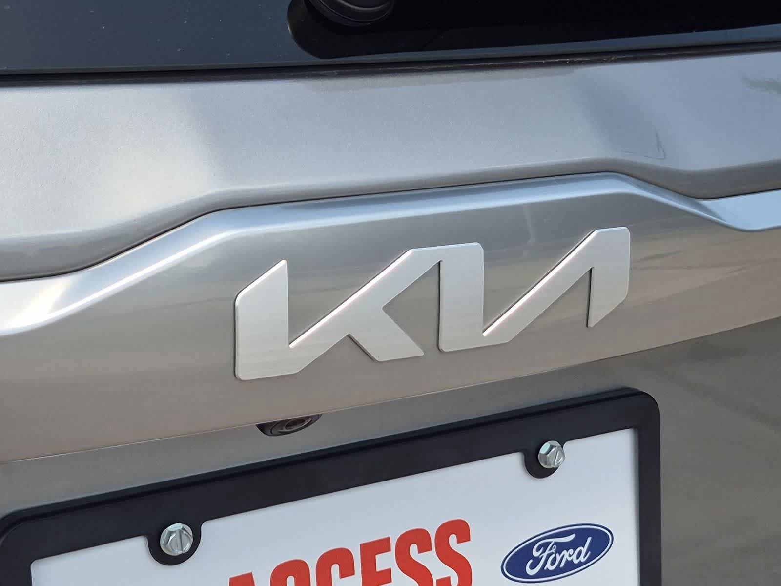 Used 2023 Kia Seltos S w/ Navigation Package FWD image 30