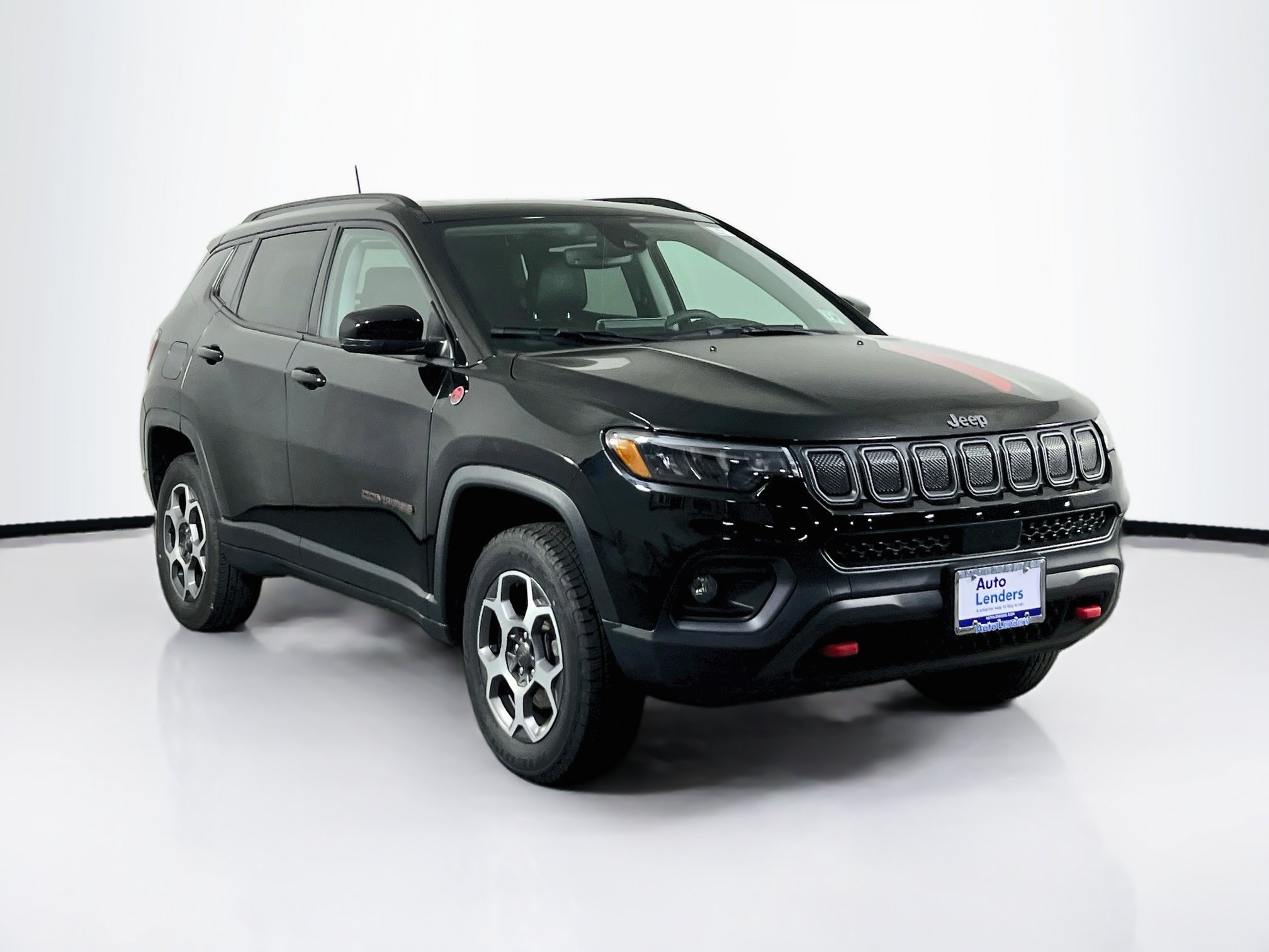 Used 2022 Jeep Compass Trailhawk w/ Sun and Sound Group AWD/4WD image 3