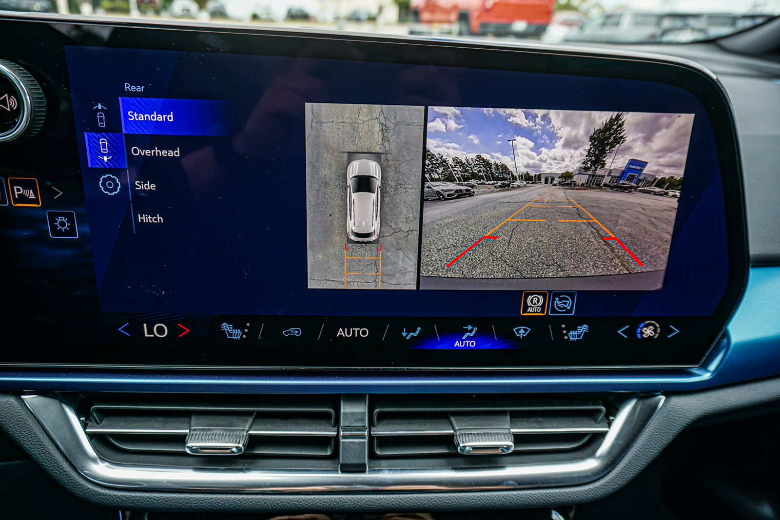 New 2026 Chevrolet Equinox EV LT AWD/4WD image 30