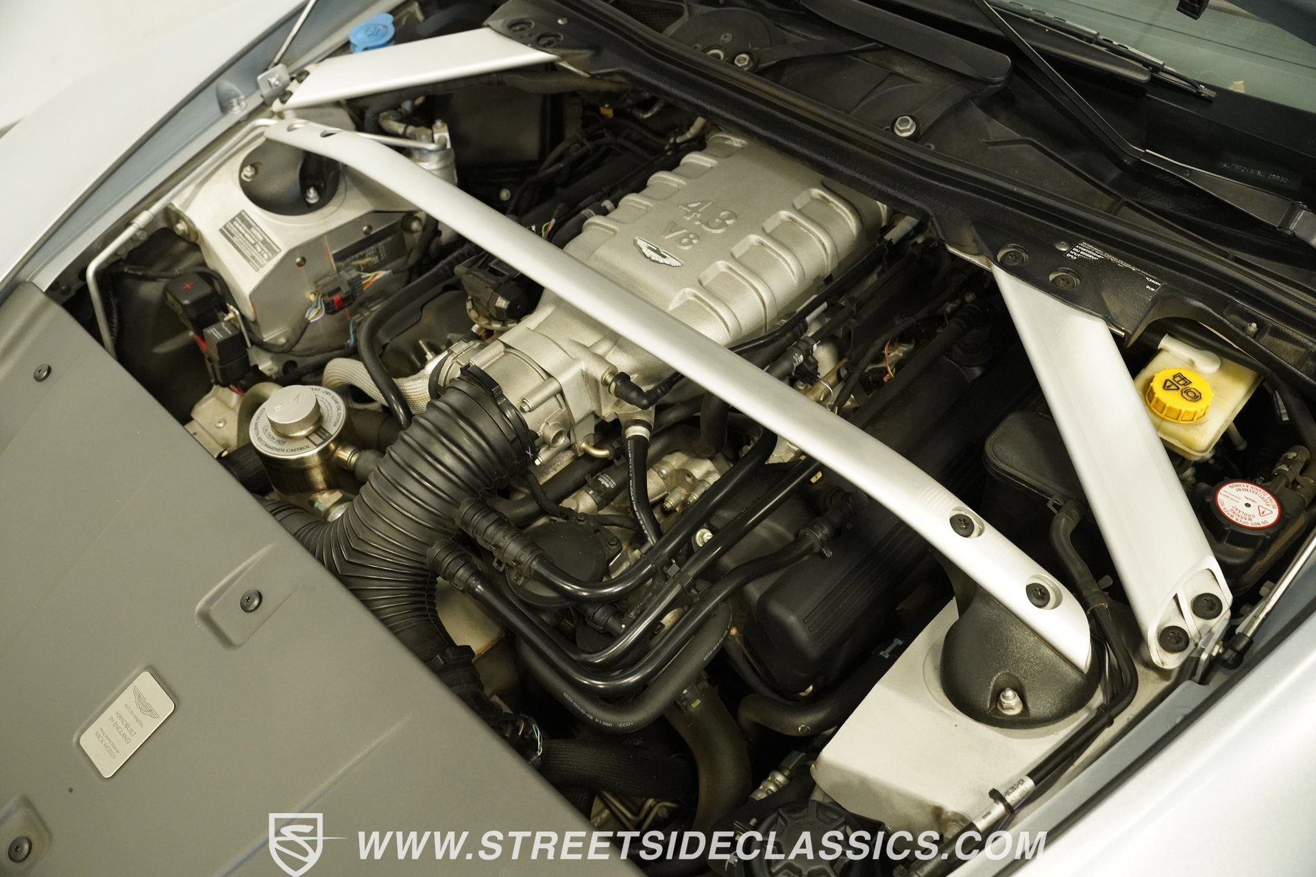 Used 2008 Aston Martin V8 Vantage Roadster image 36