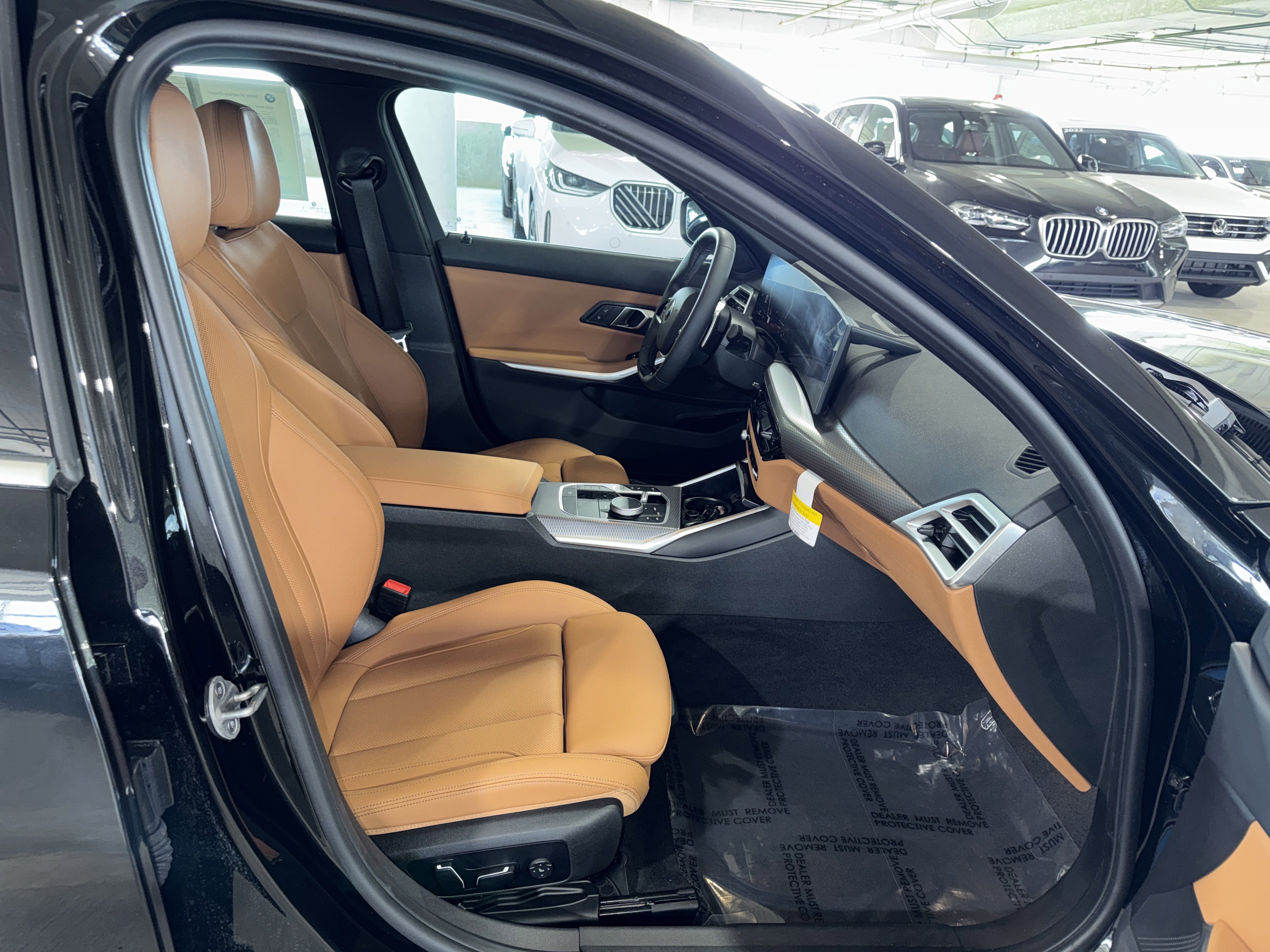 Certified 2025 BMW 330i xDrive Sedan w/ Convenience Package image 10