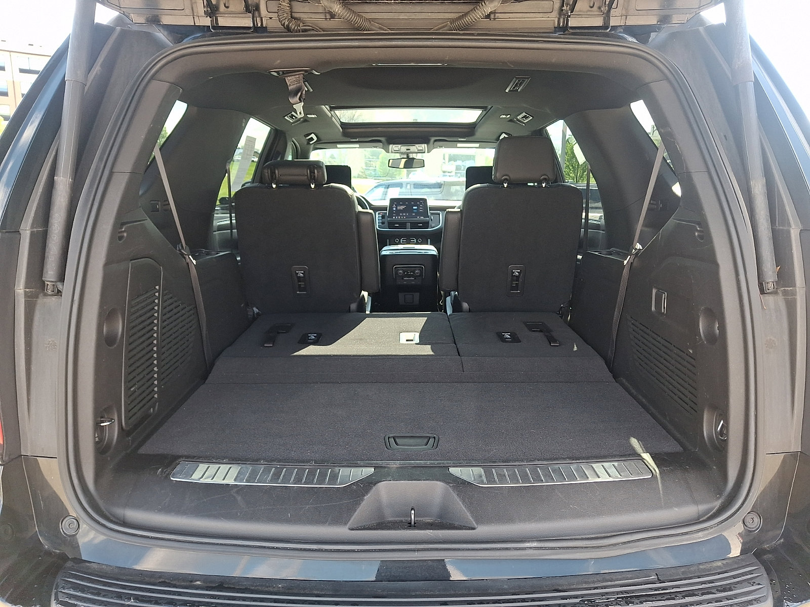 Used 2021 Chevrolet Tahoe Z71 w/ Rear Media and Nav Package image 31