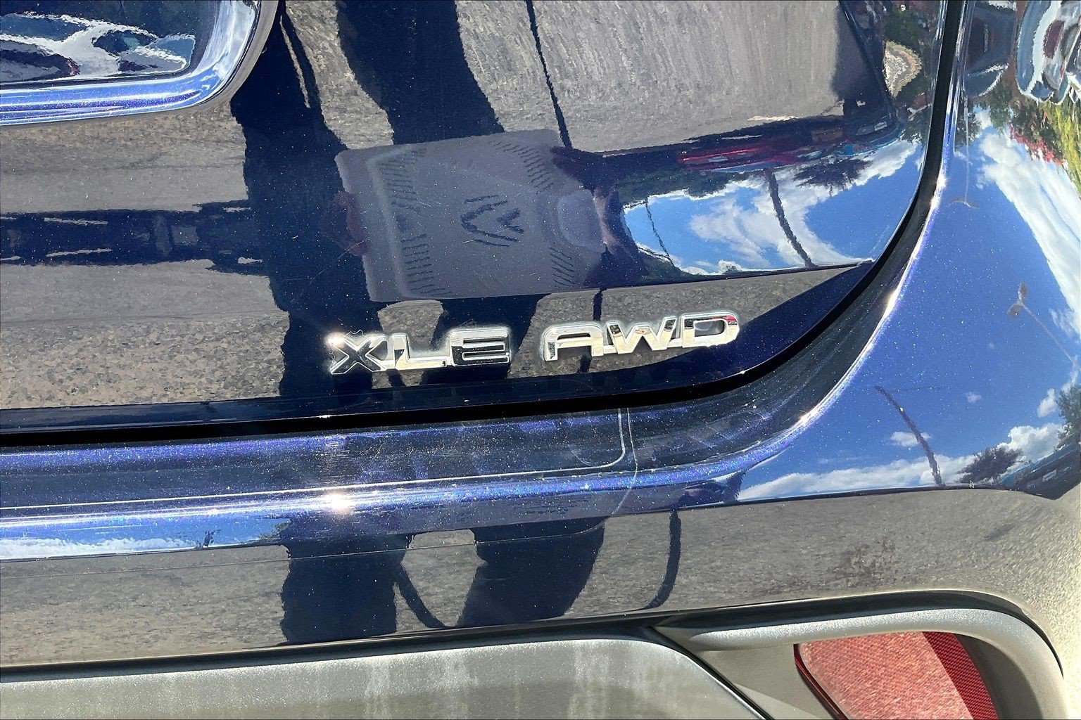 Used 2023 Toyota Highlander XLE AWD/4WD image 34