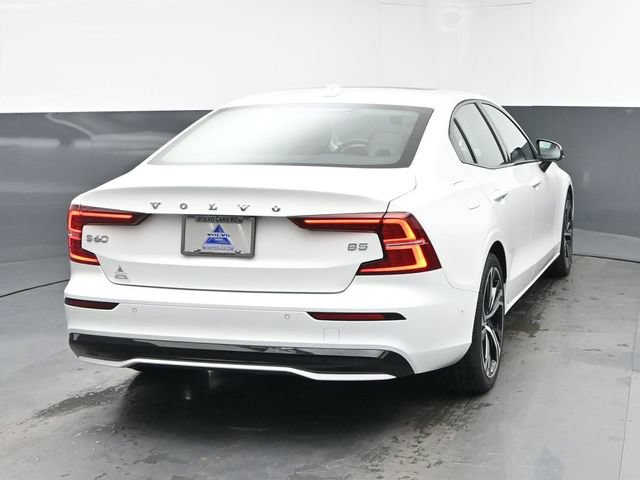 Used 2025 Volvo S60 B5 Plus FWD image 8