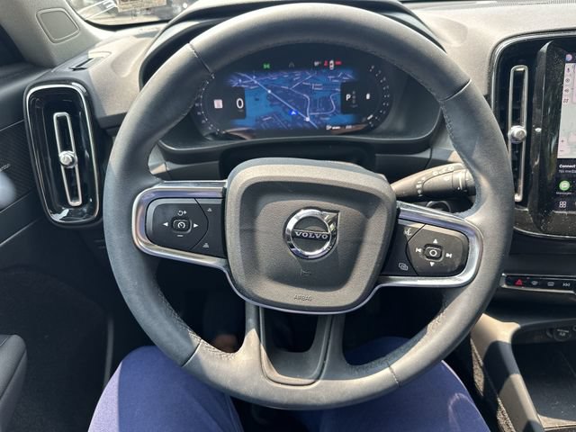 Used 2024 Volvo XC40 B5 Plus w/ Protection Package Premier AWD/4WD image 16