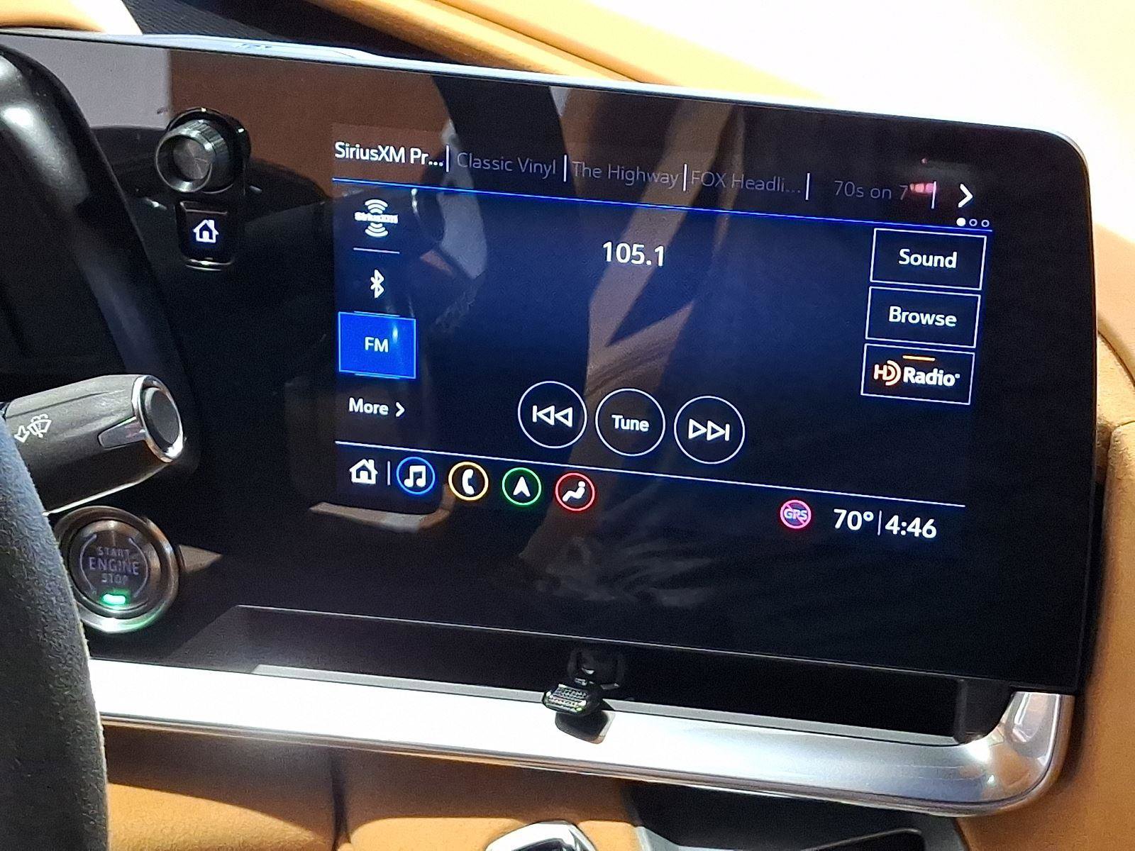 Used 2020 Chevrolet Corvette Stingray Premium Cpe w/ 3LT Preferred Equipment Group image 10