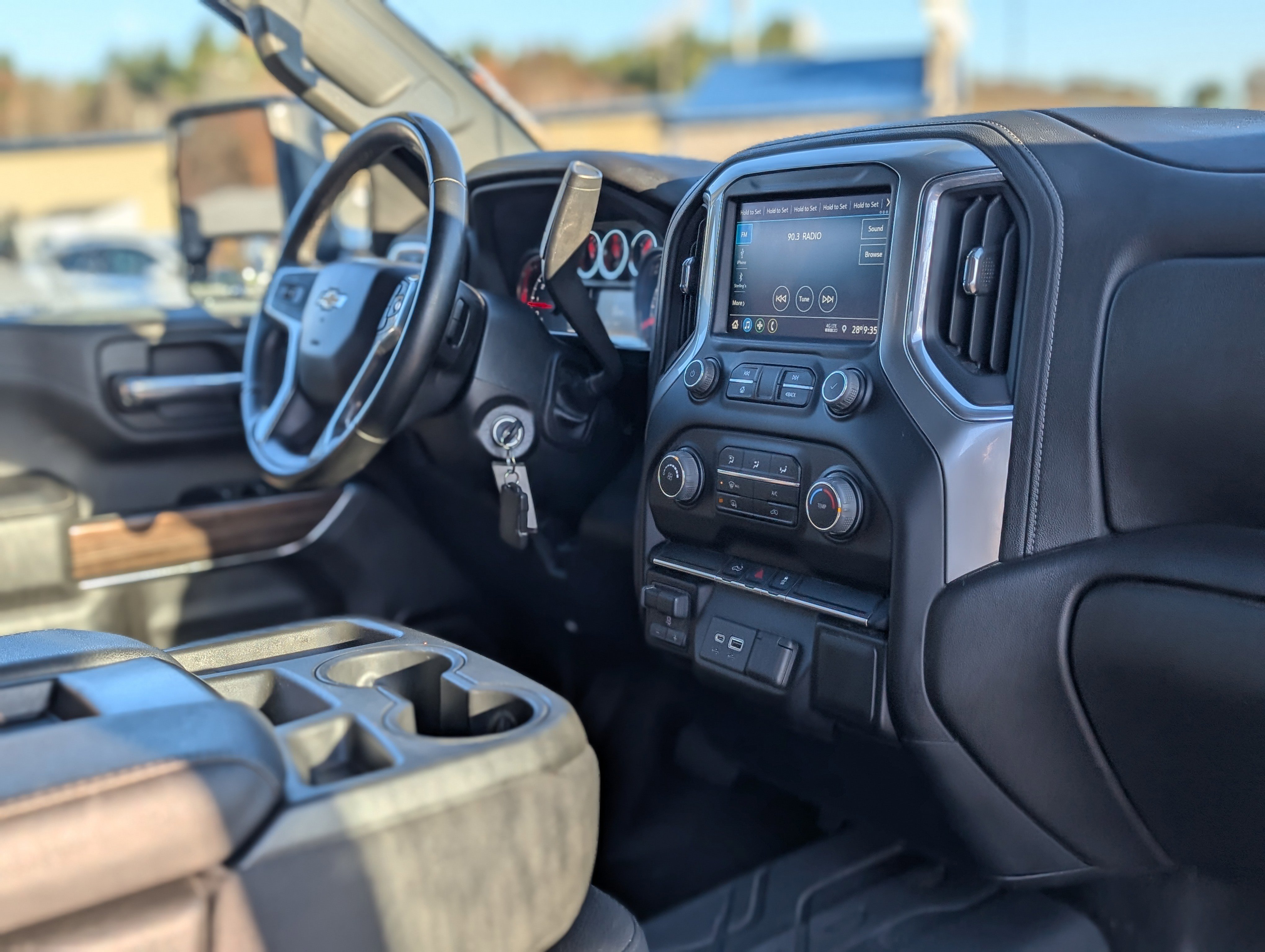 Used 2023 Chevrolet Silverado 2500 LT w/ Snow Plow Prep/Camper Package image 38