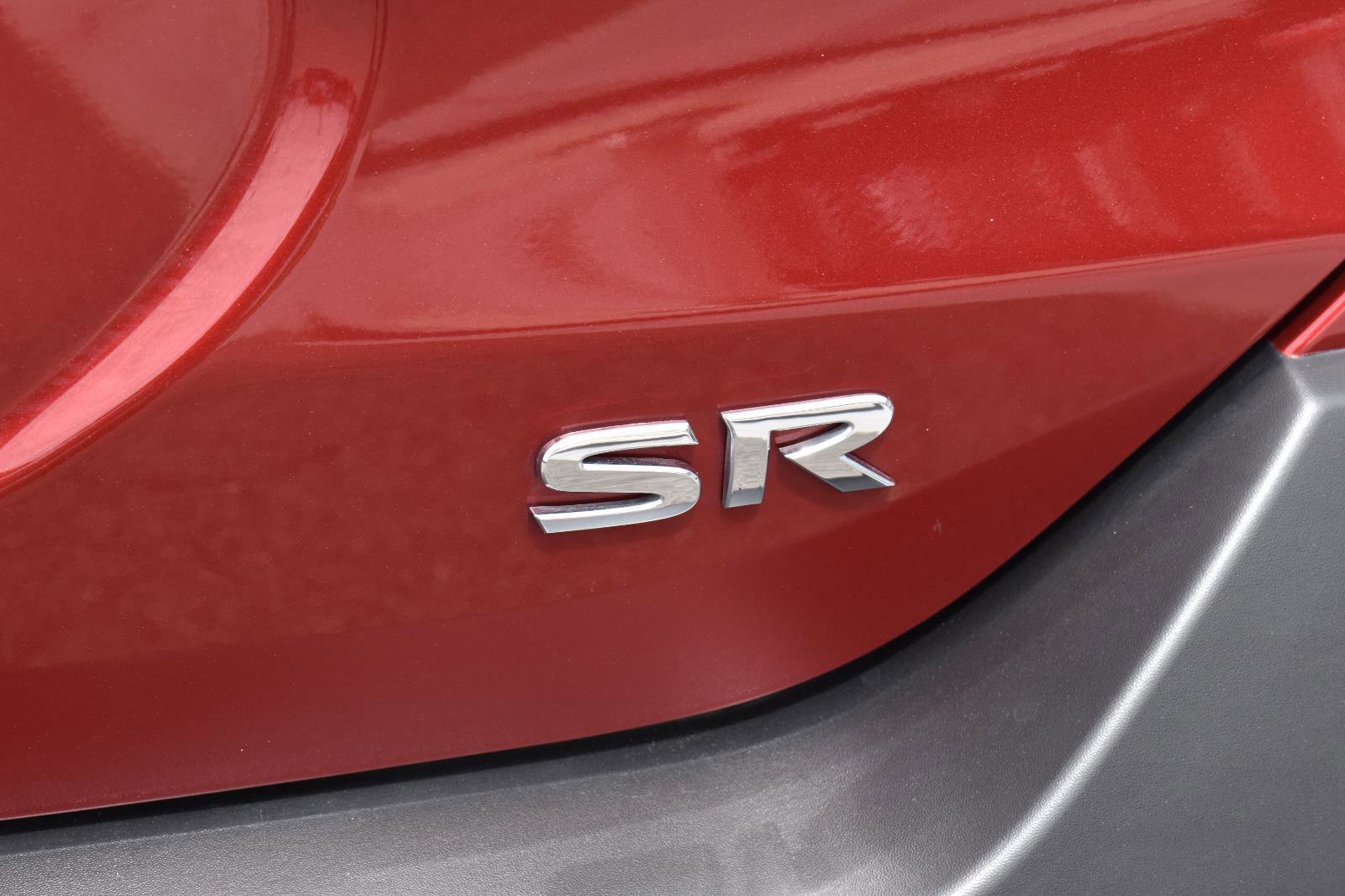 Used 2020 Nissan Kicks SR image 10