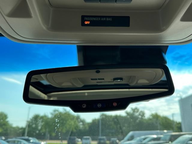 Used 2016 GMC Yukon XL Denali w/ Open Road Package AWD/4WD image 38