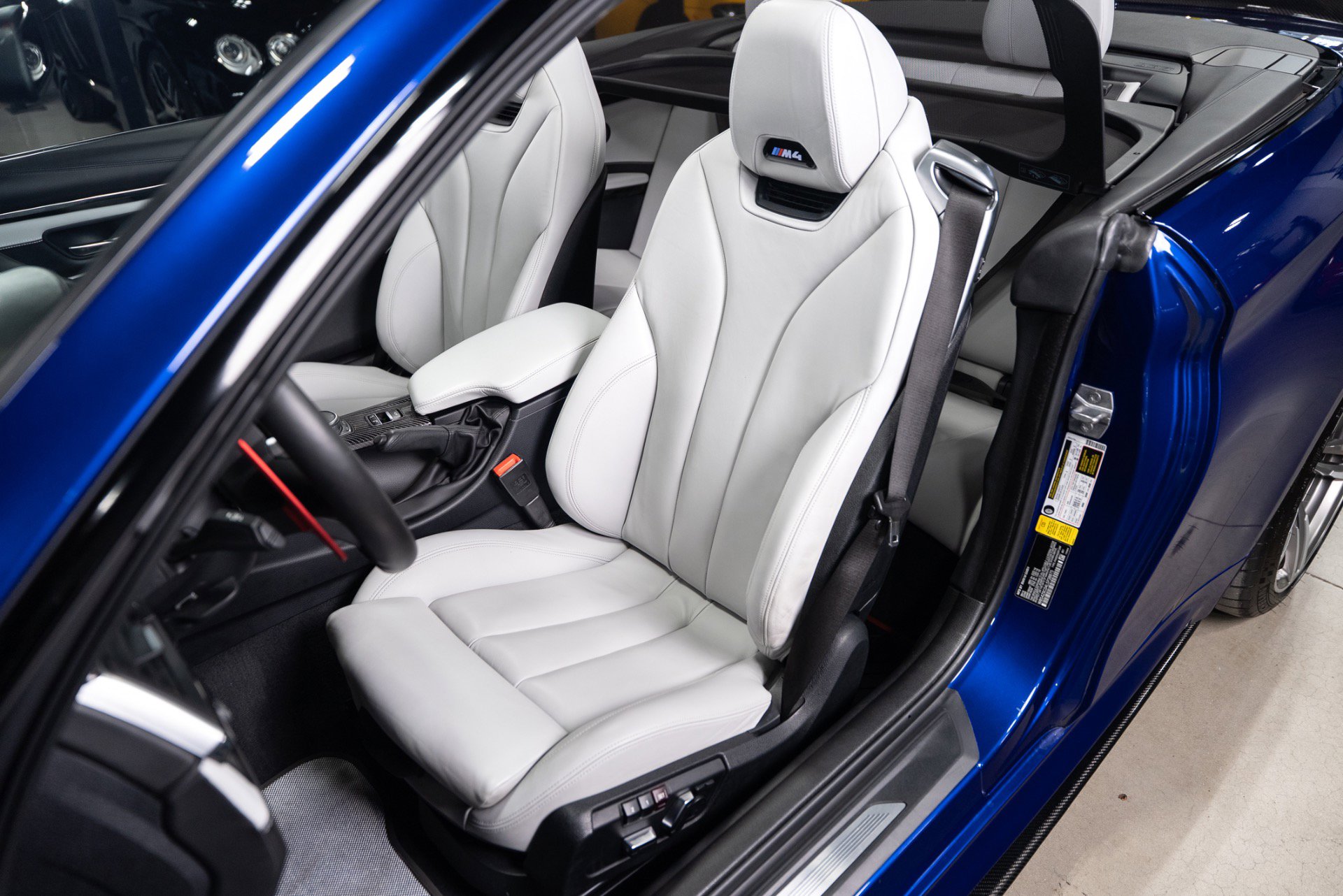 Used 2020 BMW M4 Convertible w/ Executive Package image 57