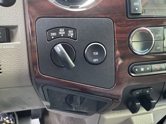 Used 2010 Ford F250 Lariat image 20