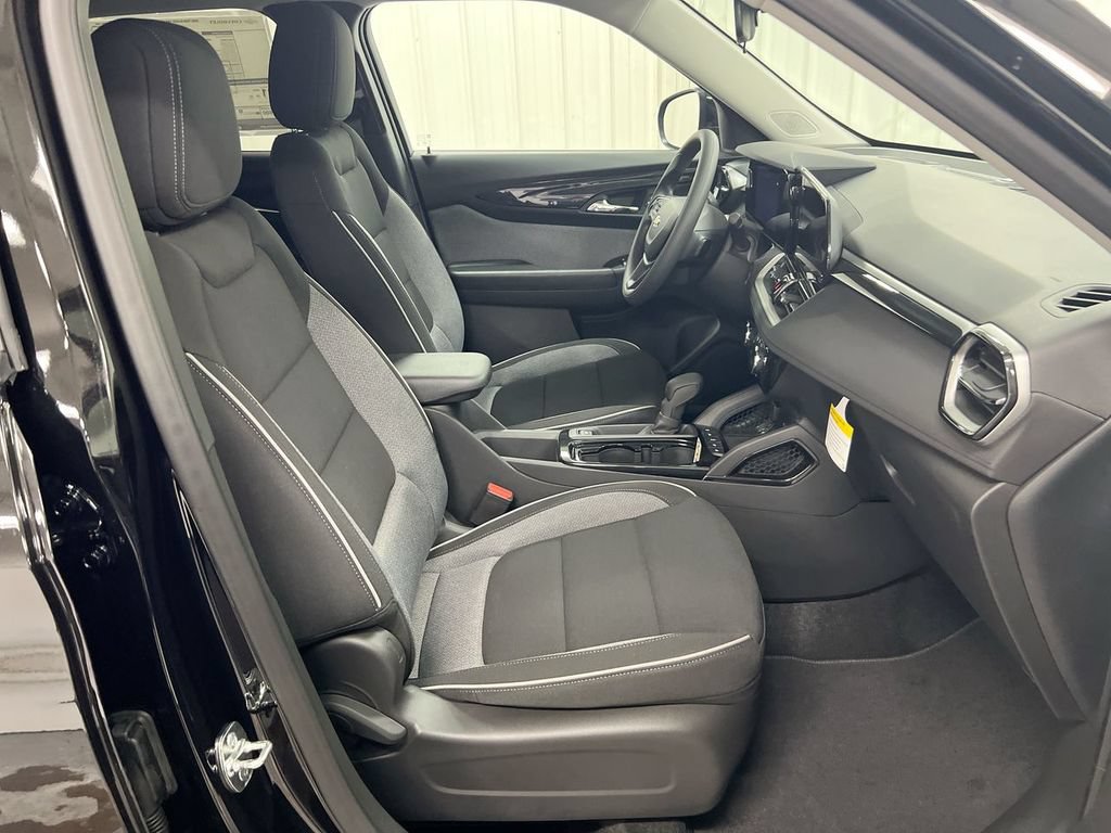New 2026 Chevrolet TrailBlazer LT FWD image 21