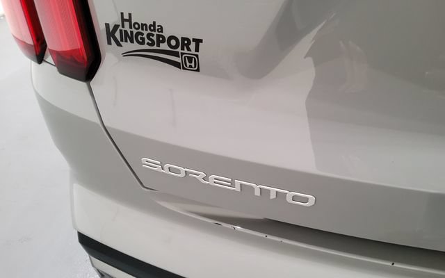 Used 2023 Kia Sorento SX FWD image 40