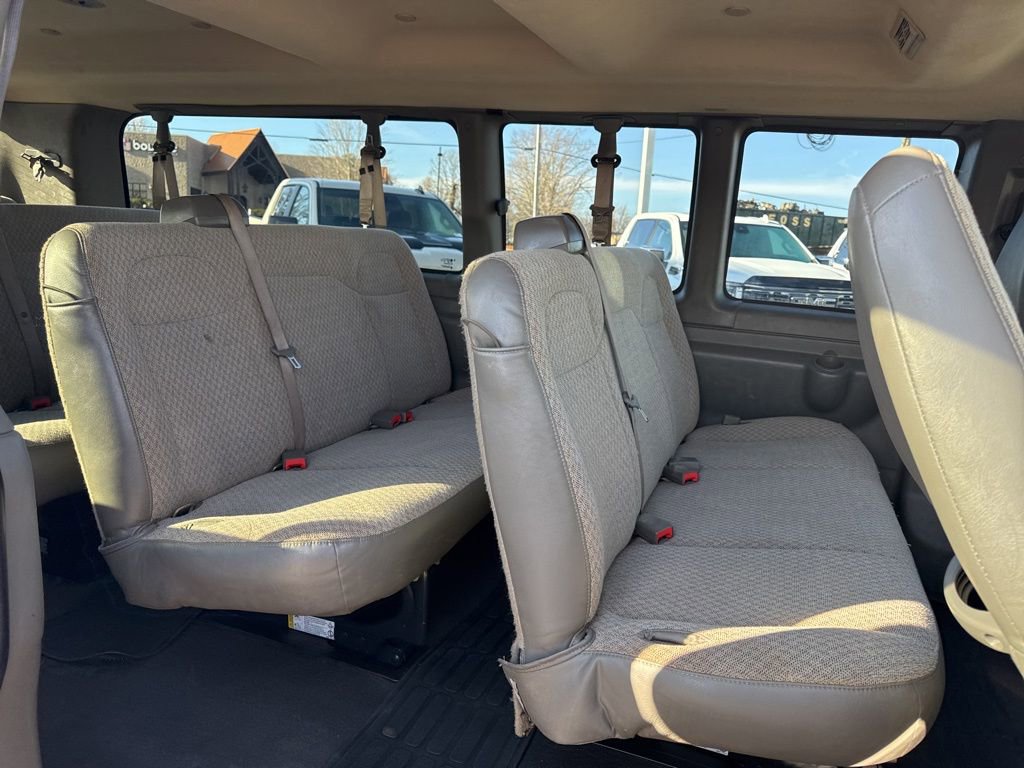 Used 2024 Chevrolet Express 3500 LS image 9