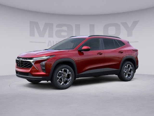 New 2026 Chevrolet Trax LT w/ LPO, Blackout Package FWD image 3