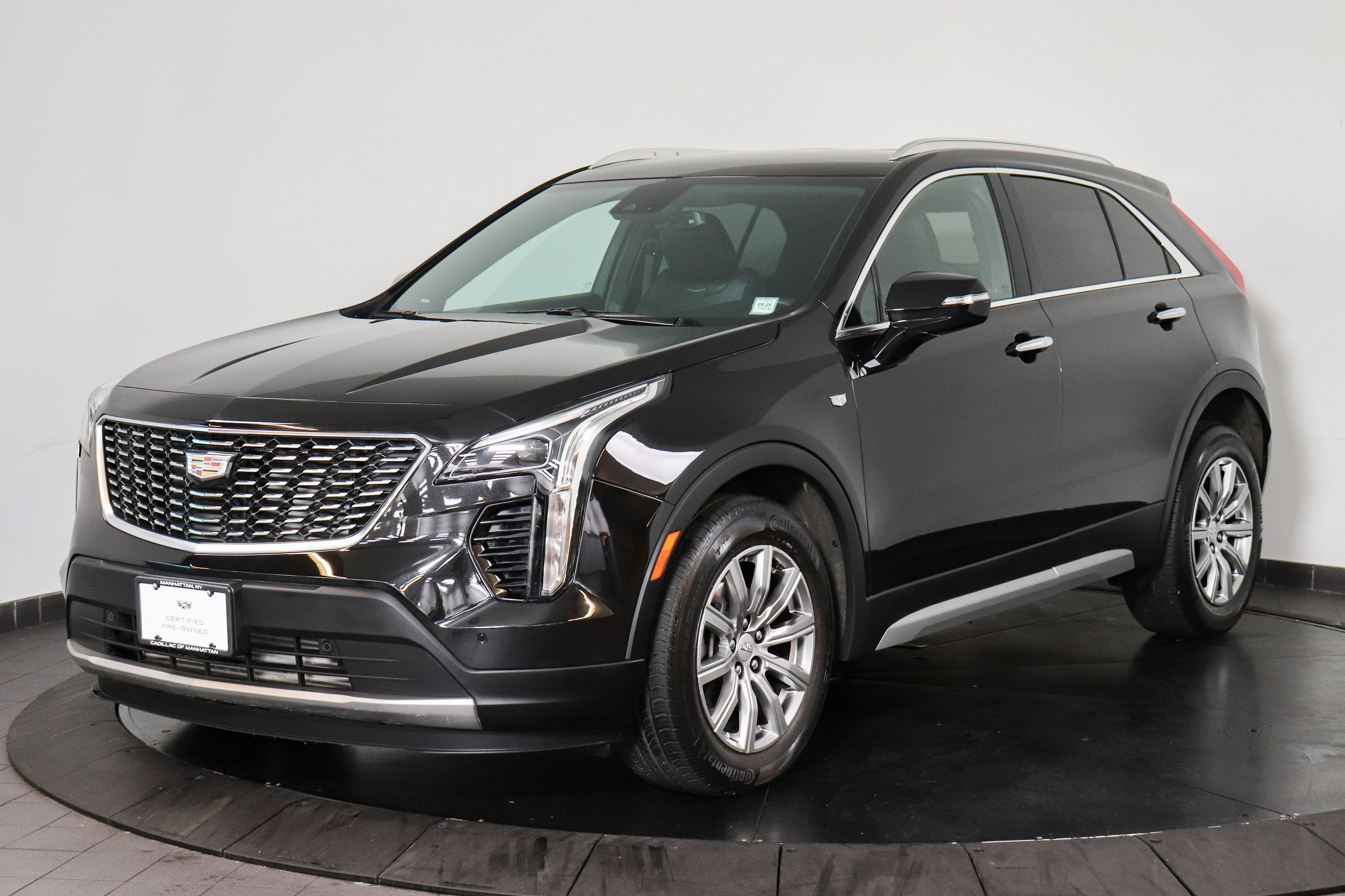Used 2023 Cadillac XT4 Premium Luxury AWD/4WD image 1
