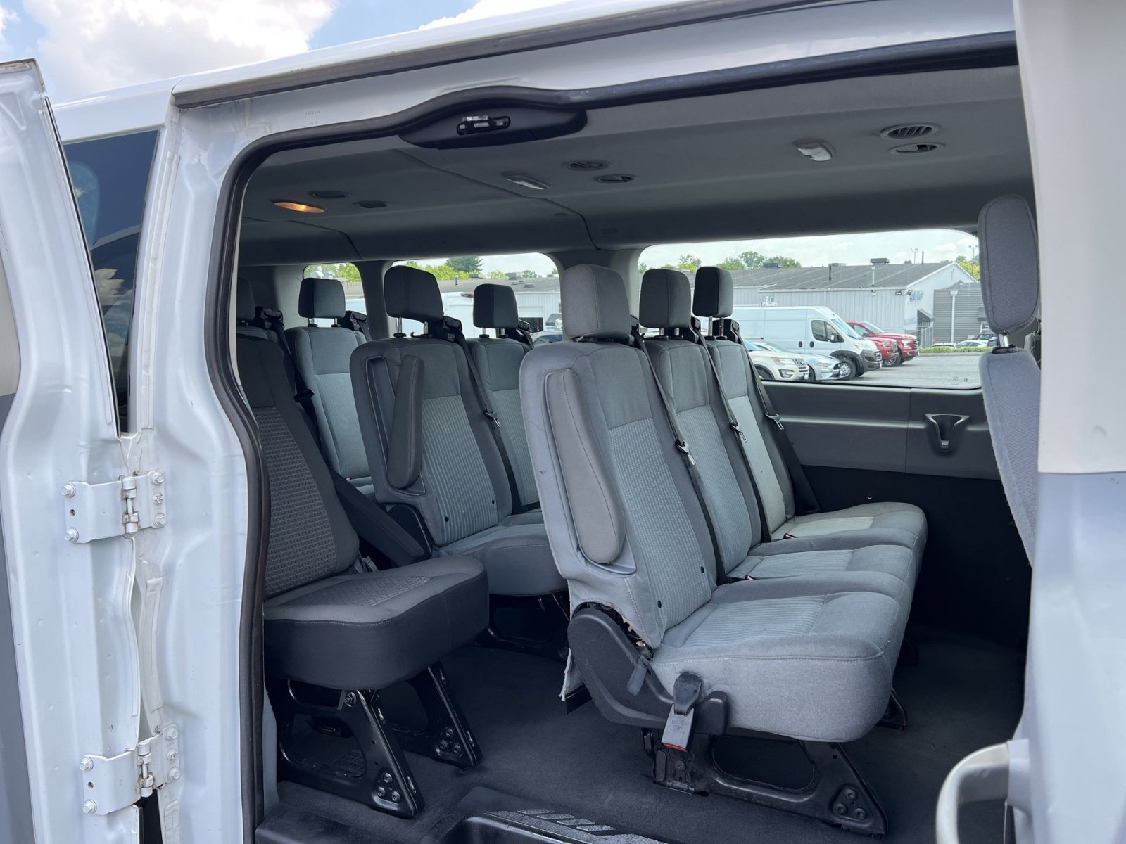Used 2019 Ford Transit 350 XLT RWD image 22