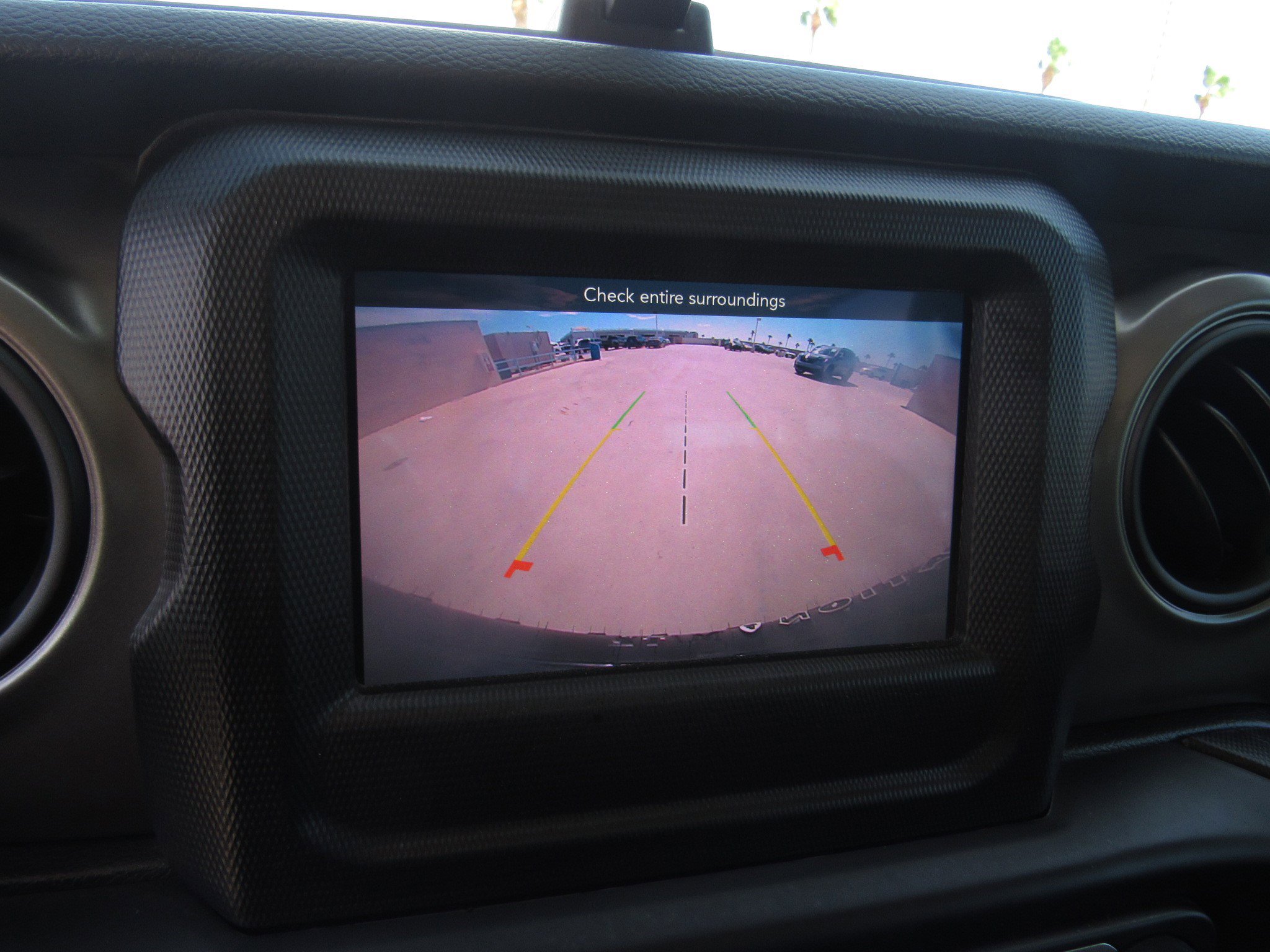 Used 2022 Jeep Wrangler Unlimited Sport image 17