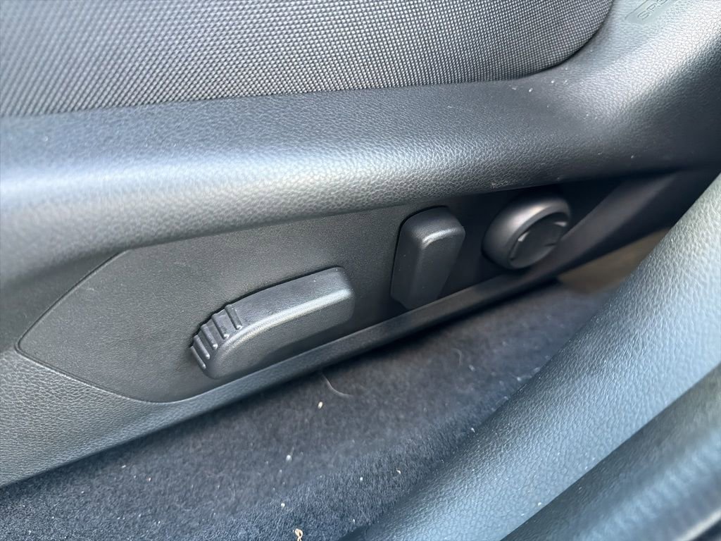 Certified 2025 Subaru Crosstrek 2.0i Premium image 25