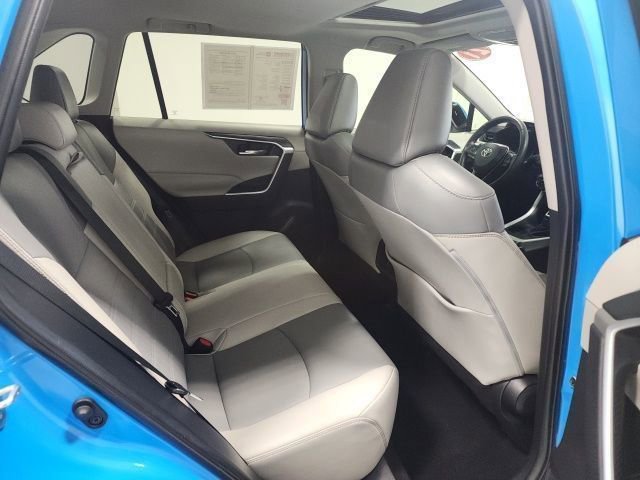 Certified 2021 Toyota RAV4 XLE Premium image 18