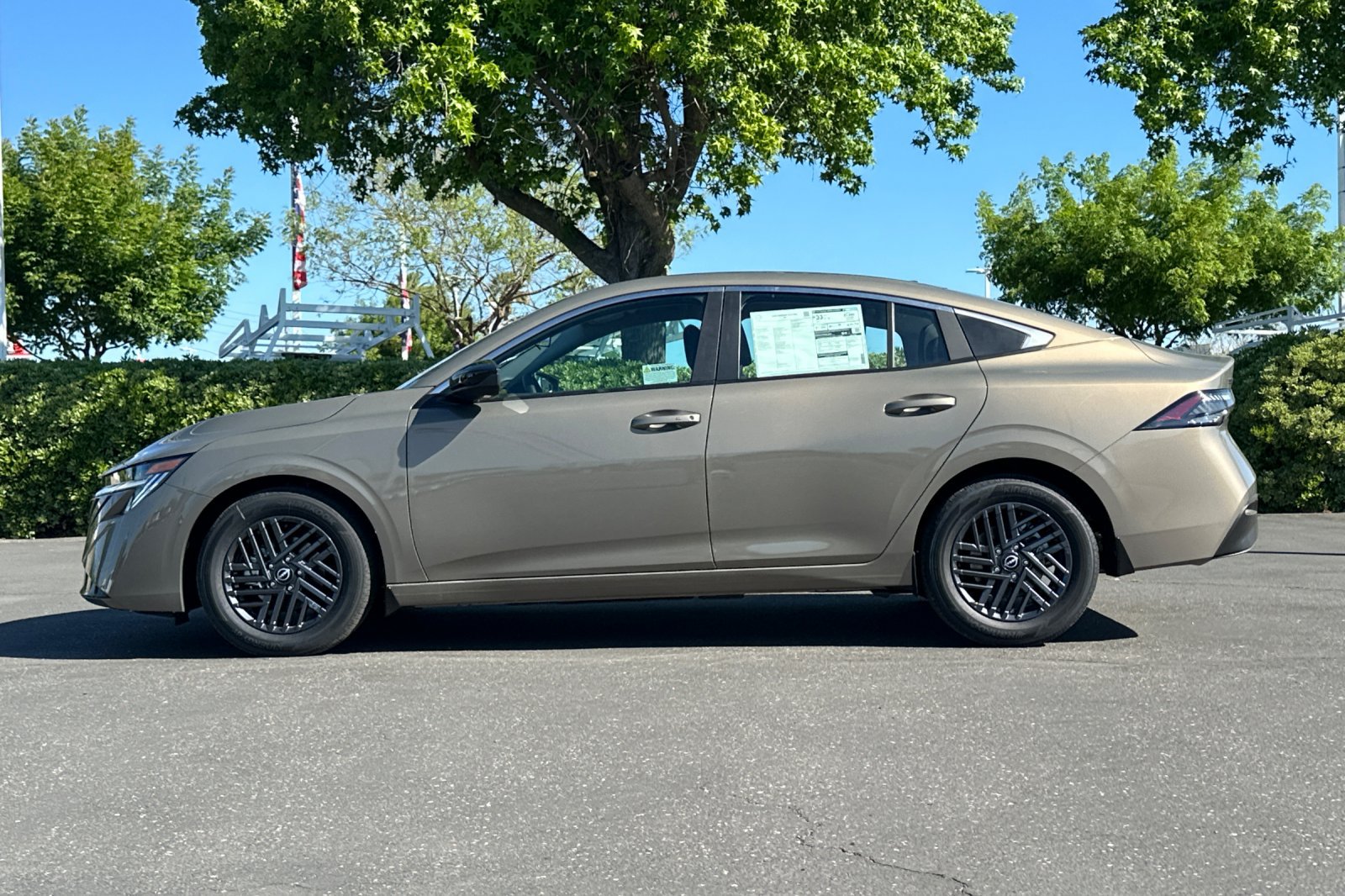 New 2026 Nissan Sentra SV w/ Floor Mat Package FWD image 7