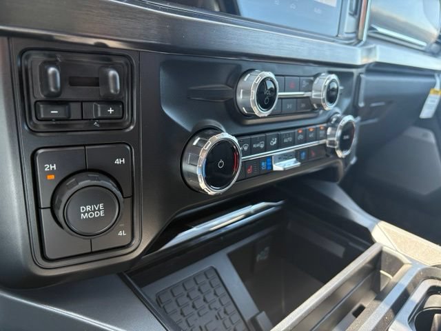 New 2026 Ford F550 4x4 Crew Cab image 29